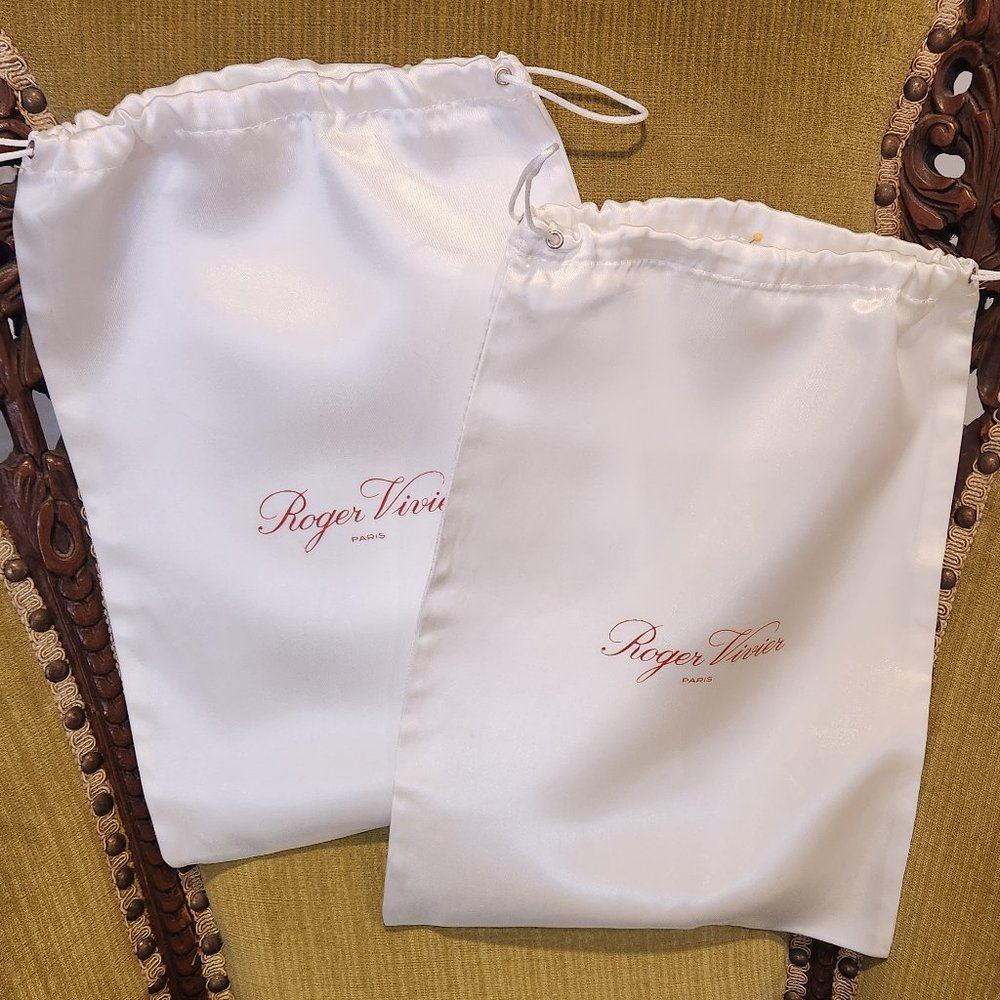 ROGER VIVIER 2 new dust bags
